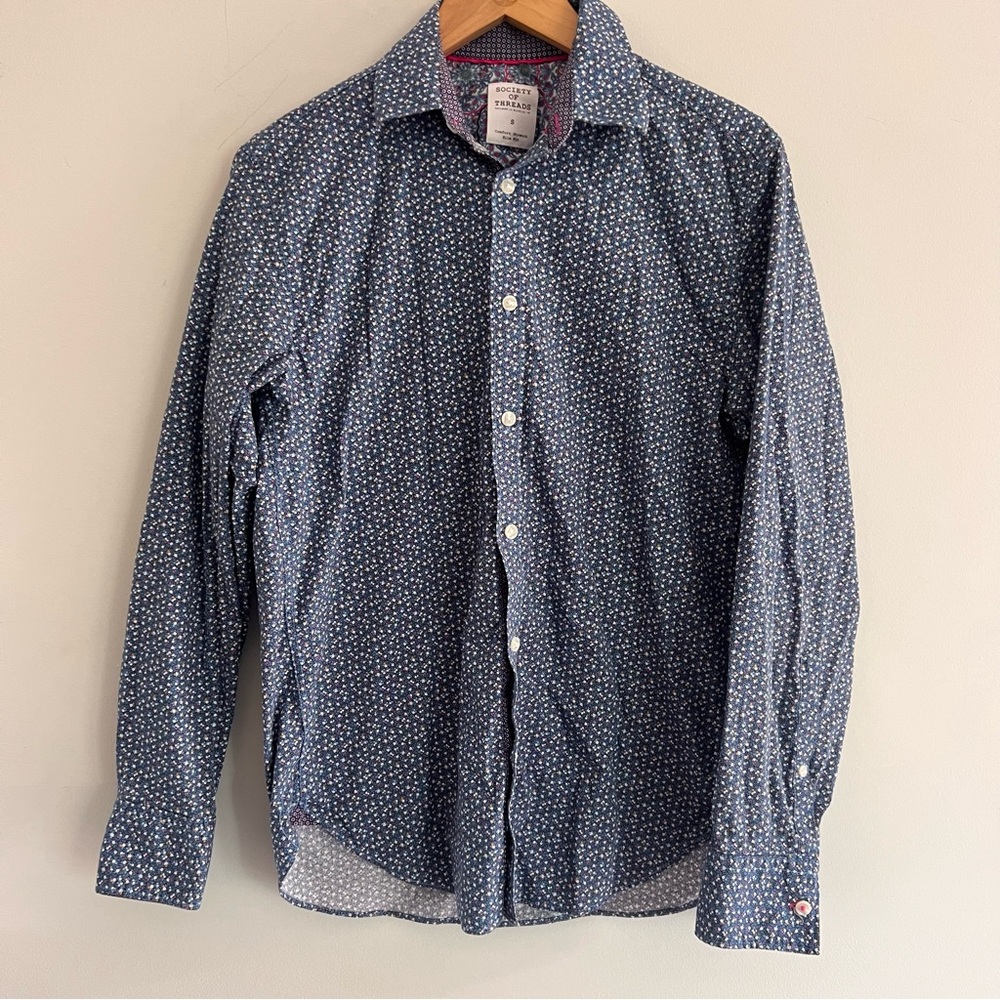 Dress shirt. Floral. Small
